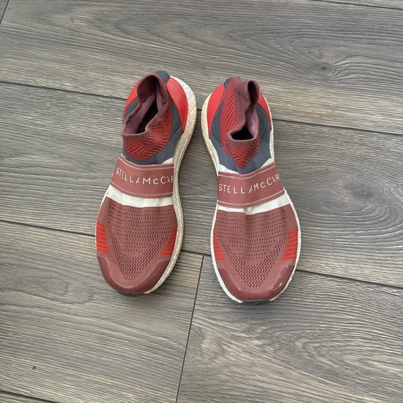 Stella McCartney x Adidas Red/Grey Knit Ultra Boost Sneakers - Picture 6 of 13